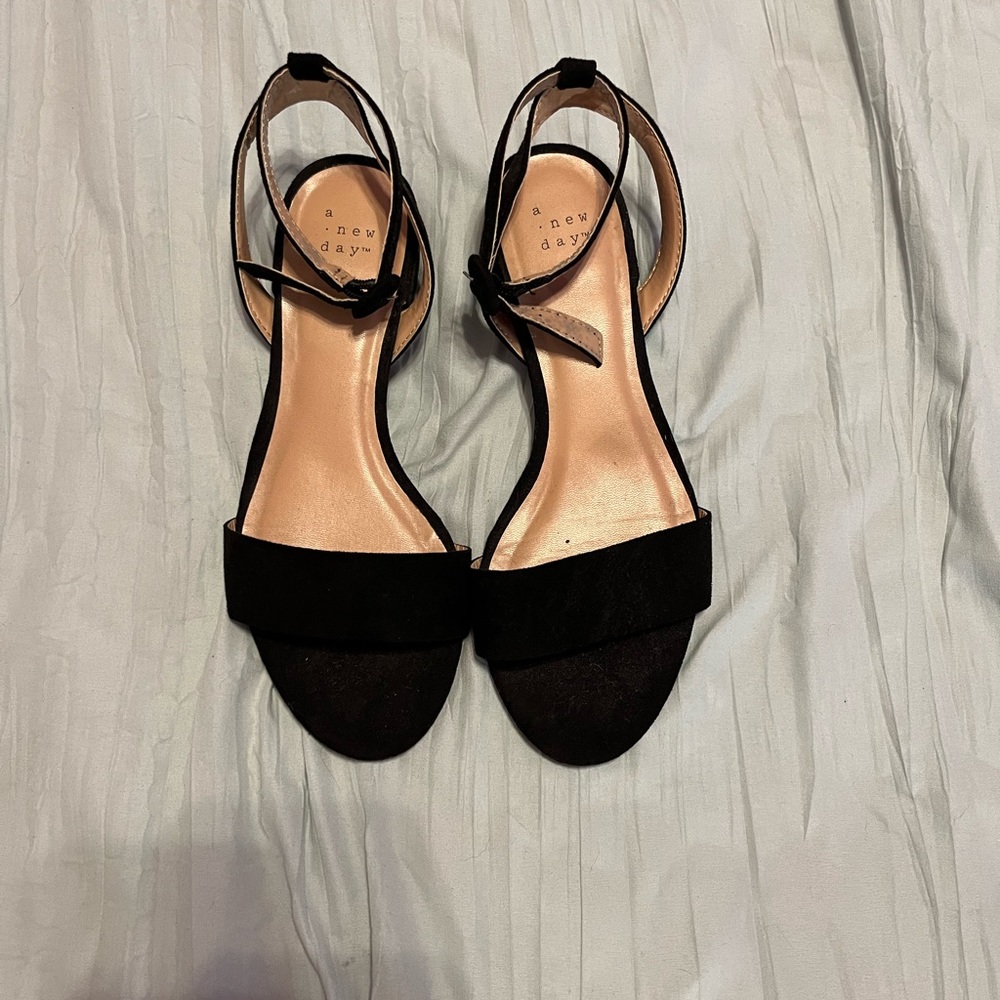 Black dress sandals